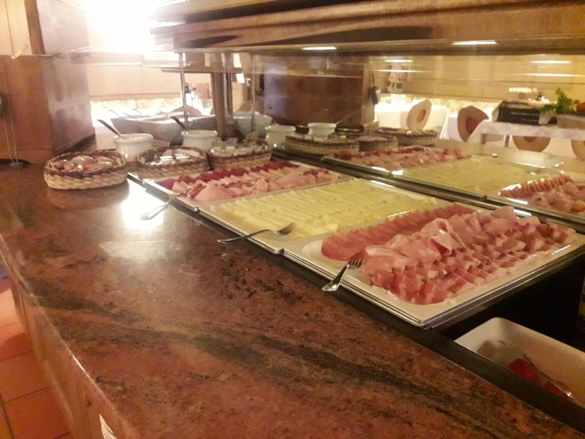 Hotel Gran Paradis Campitello di Fassa Zewnętrze zdjęcie