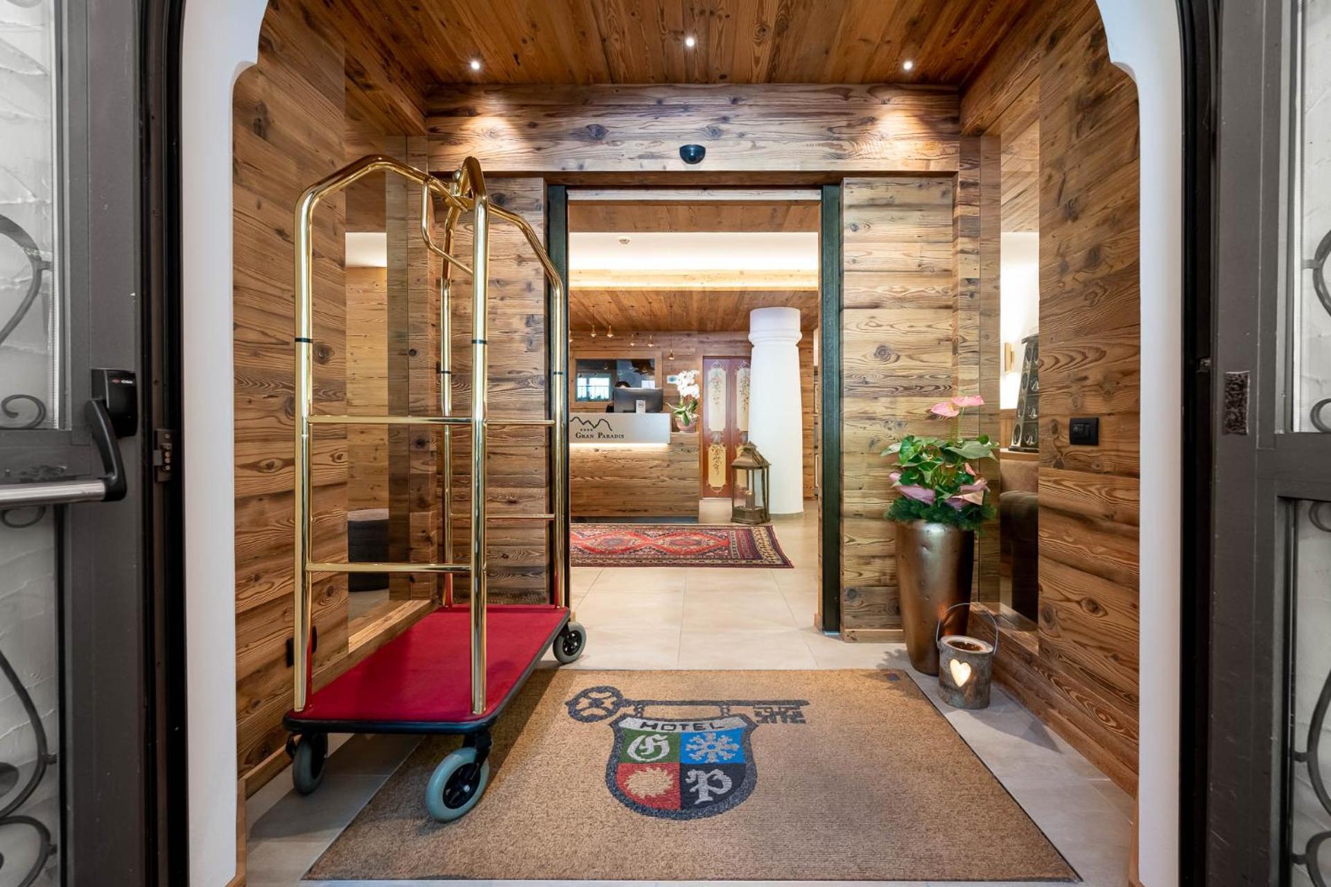 Hotel Gran Paradis Campitello di Fassa Zewnętrze zdjęcie